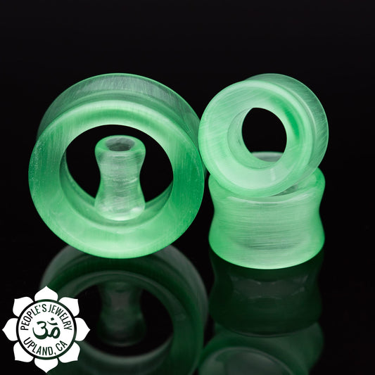 Double Flare Eyelets - Green Cat's Eye Glass