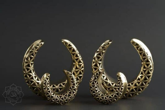 Yellow Brass Geometric Spreaders